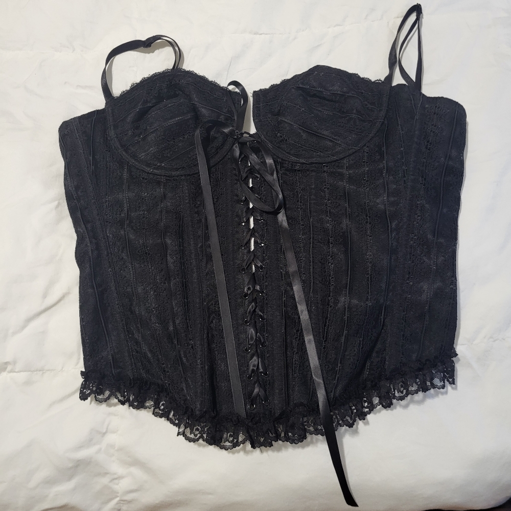 Fun & Sexy Black Lace Corset Top By Fredericks of Hollywood.  Size 36B